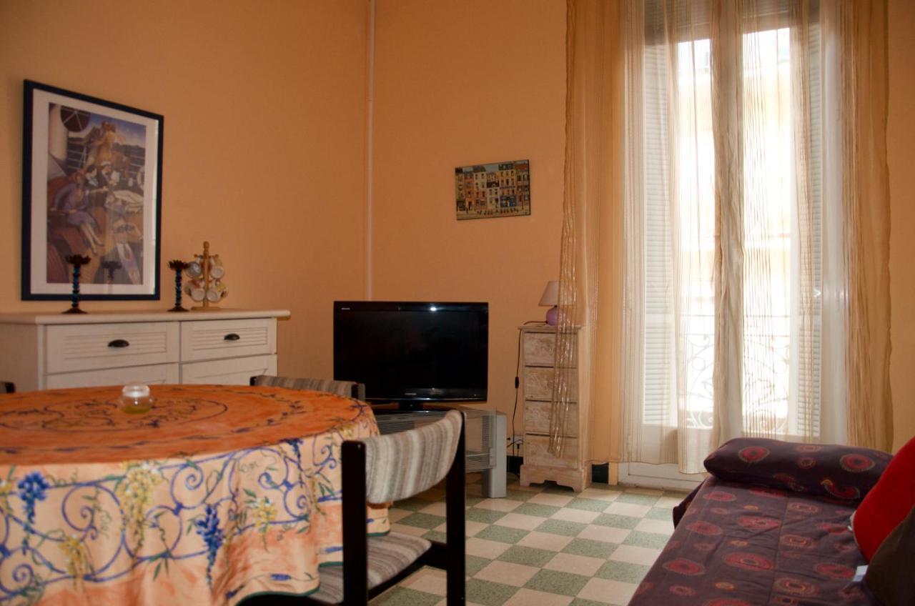 2 Les Clematites Apartment *